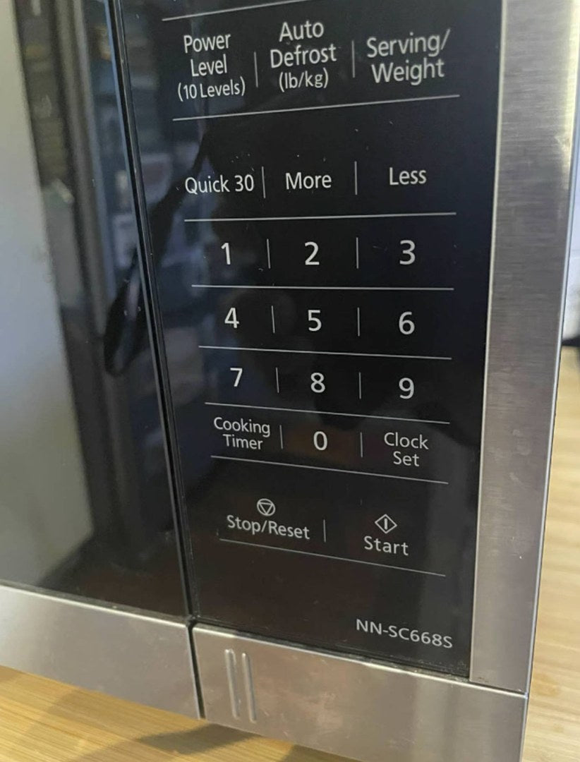 Microwave Oven