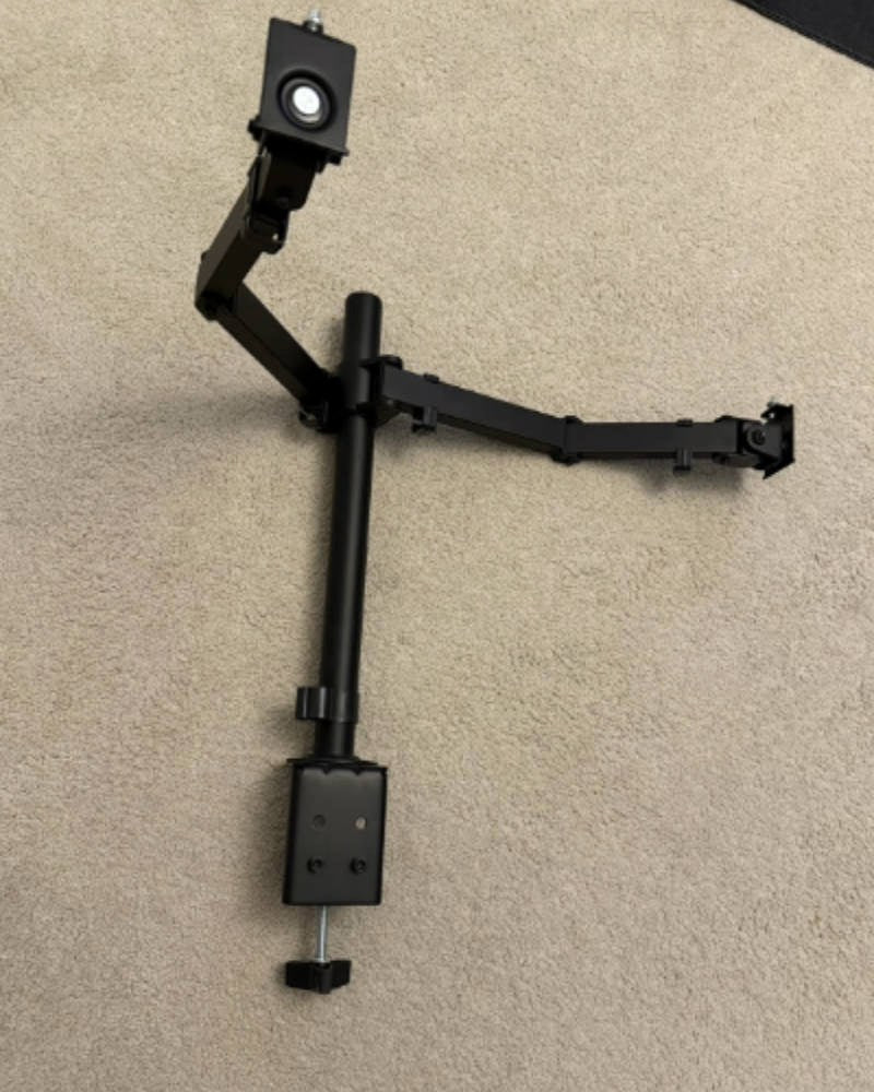 Dual Monitor Arm / Desk Mount